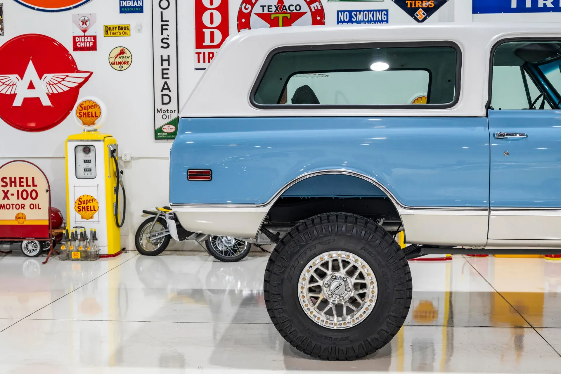 Supercharged LT4-Powered 1970 Chevrolet K5 Blazer