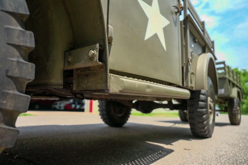 1953 Dodge M-37 + Trailer