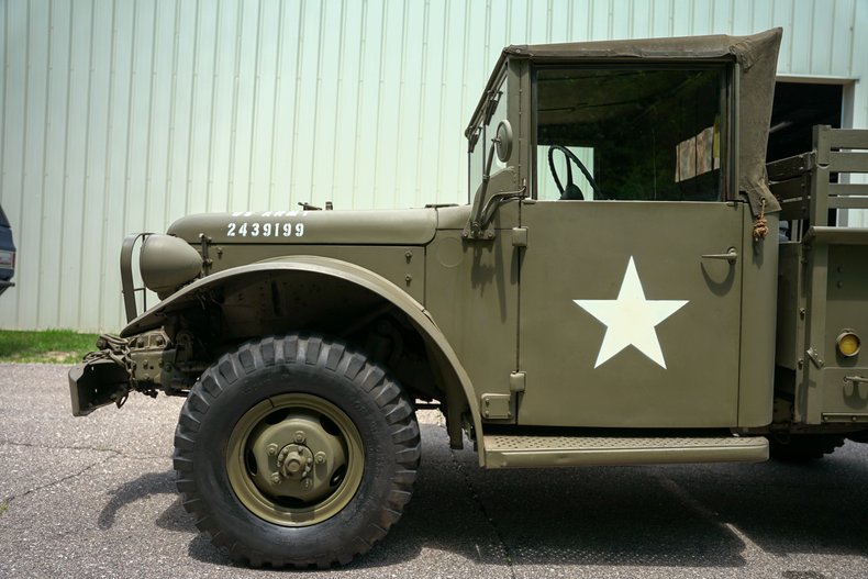1953 Dodge M-37 + Trailer