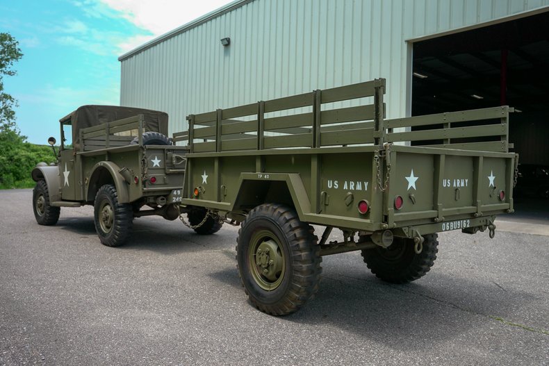 1953 Dodge M-37 + Trailer - 4