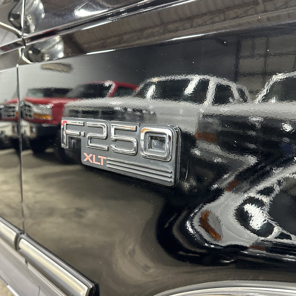 1996 Ford F-250 XLT - 4