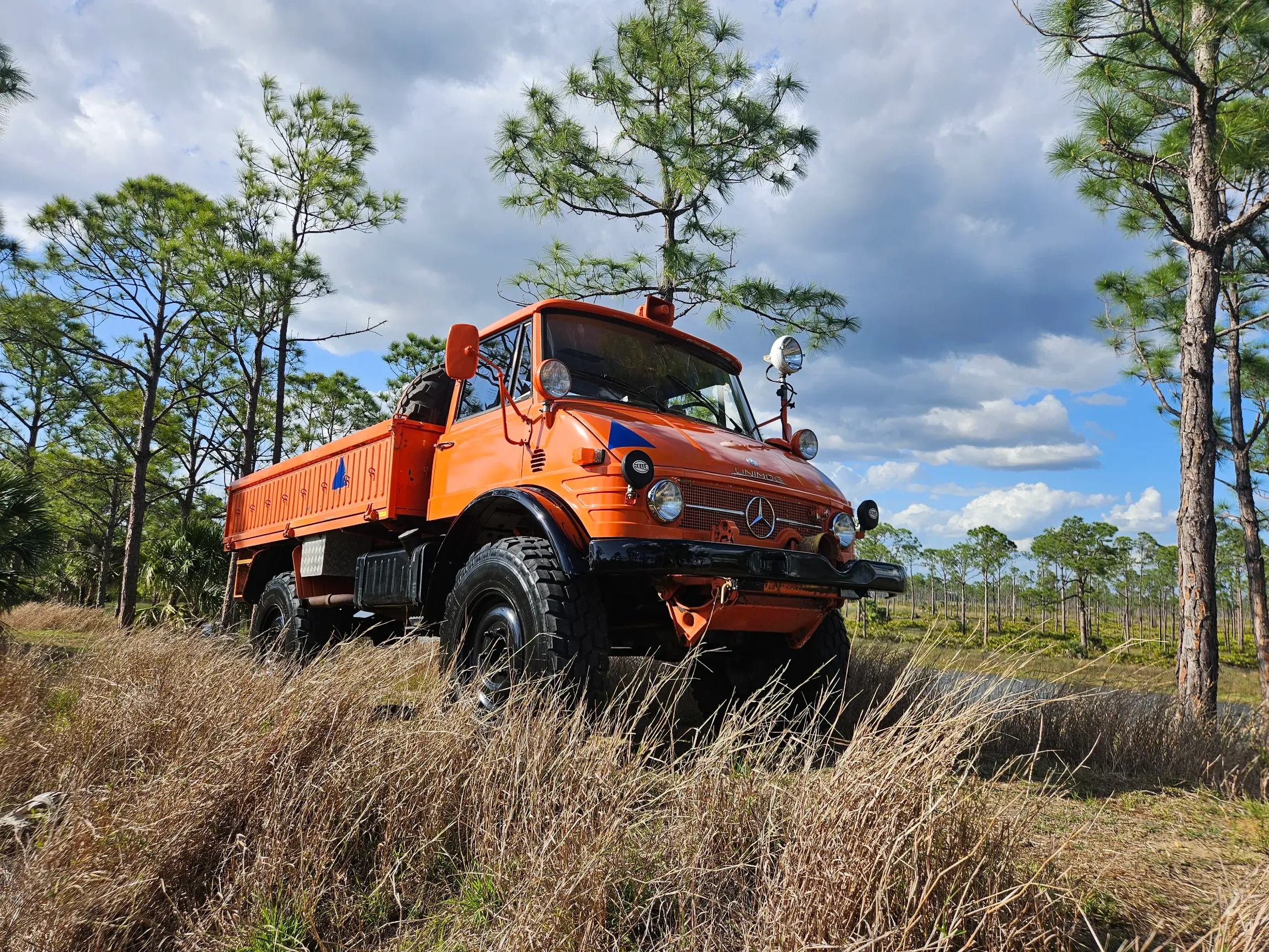 Sold: 1979 Mercedes-Benz Unimog 416