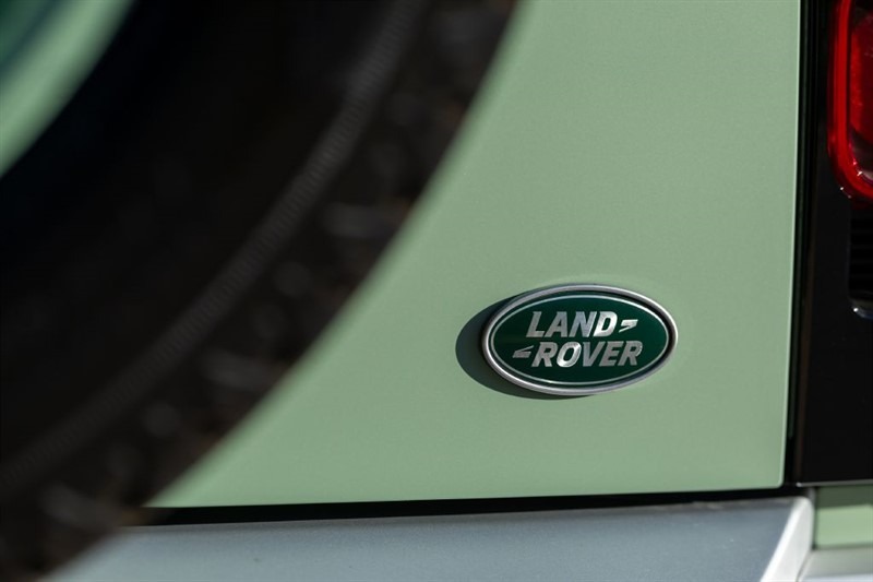 2023 Land Rover Defender 110 75th Limited Edition
