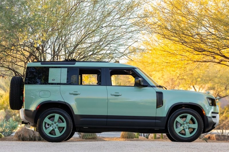 2023 Land Rover Defender 110 75th Limited Edition