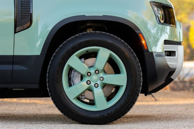 2023 Land Rover Defender 110 75th Limited Edition