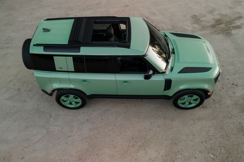 2023 Land Rover Defender 110 75th Limited Edition