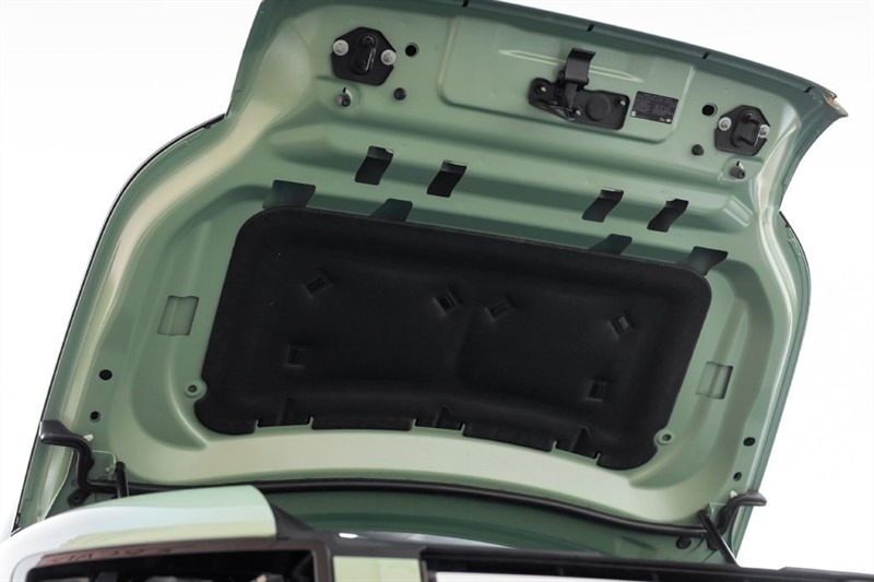 2023 Land Rover Defender 110 75th Limited Edition