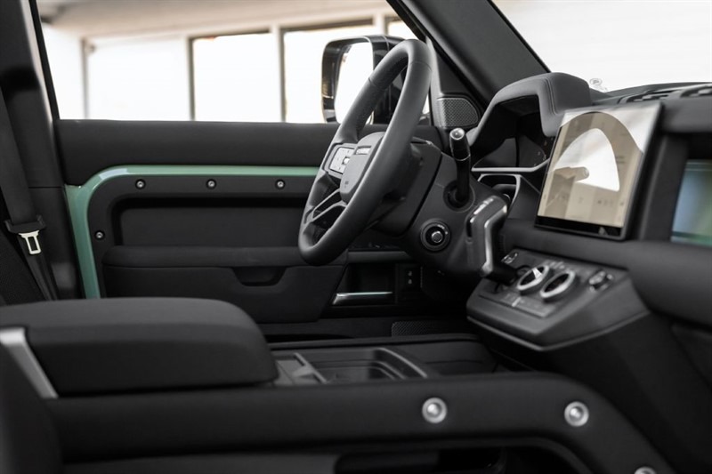 2023 Land Rover Defender 110 75th Limited Edition