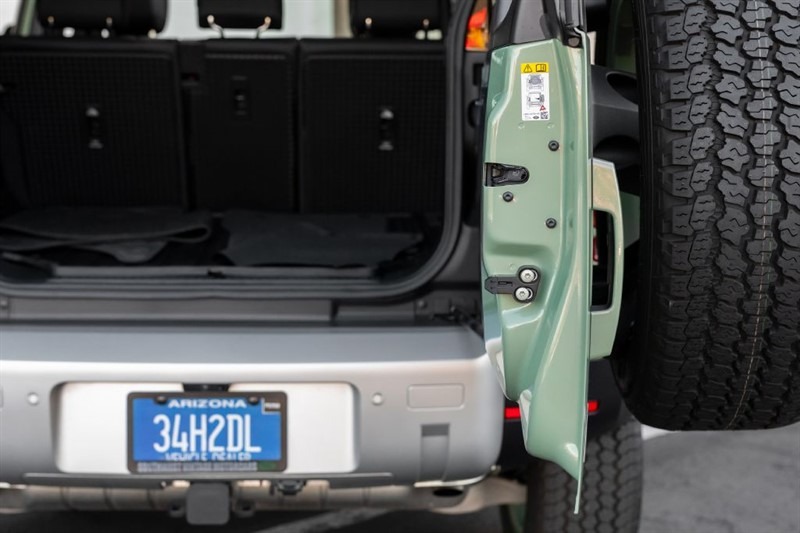 2023 Land Rover Defender 110 75th Limited Edition