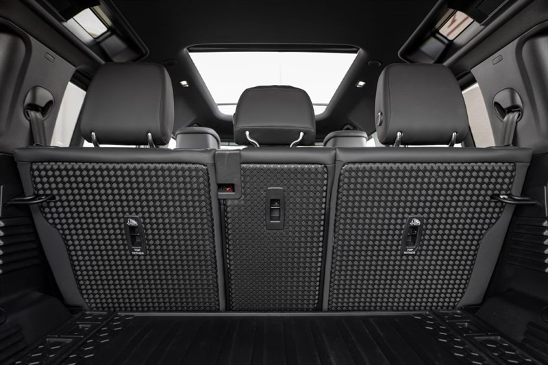 2023 Land Rover Defender 110 75th Limited Edition