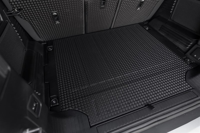 2023 Land Rover Defender 110 75th Limited Edition