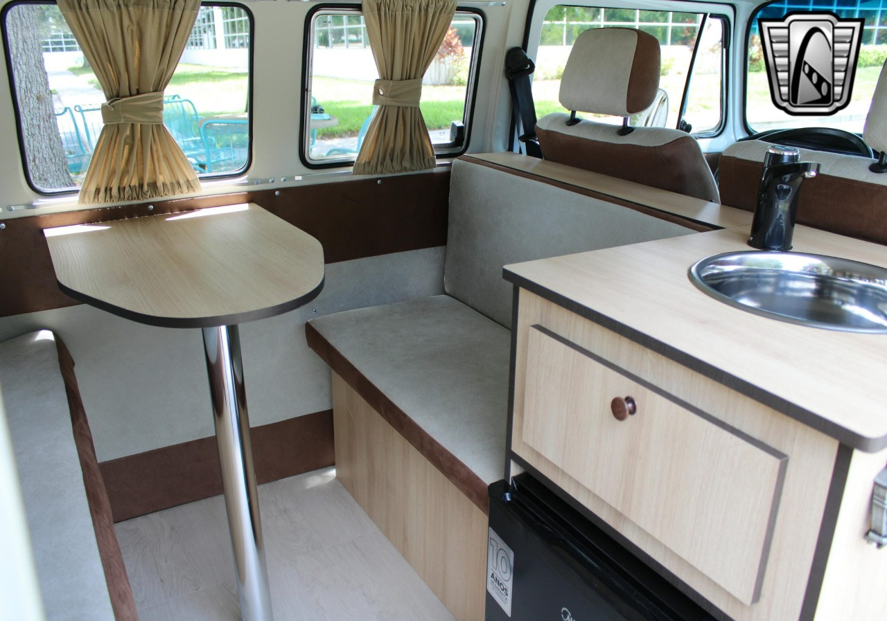 1994 Volkswagen Type 2 Samba