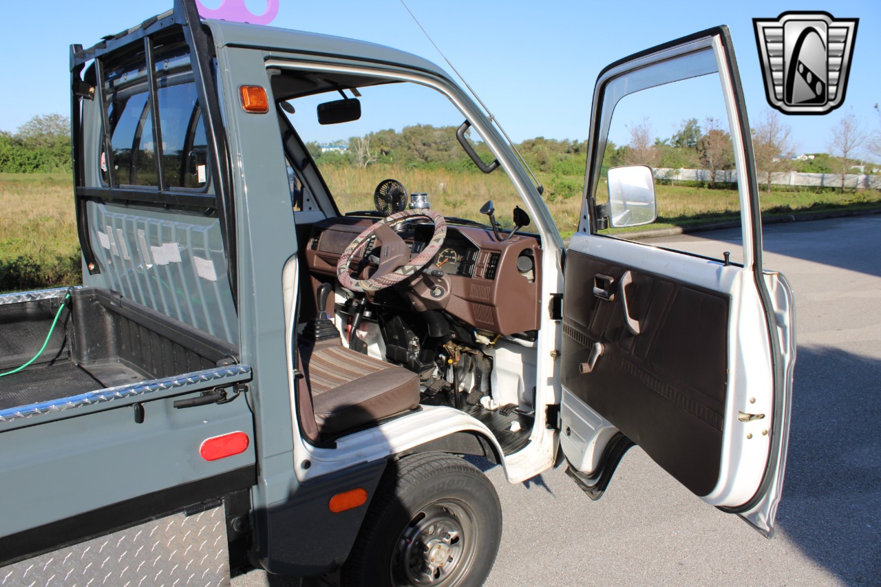 1989 Suzuki Carry