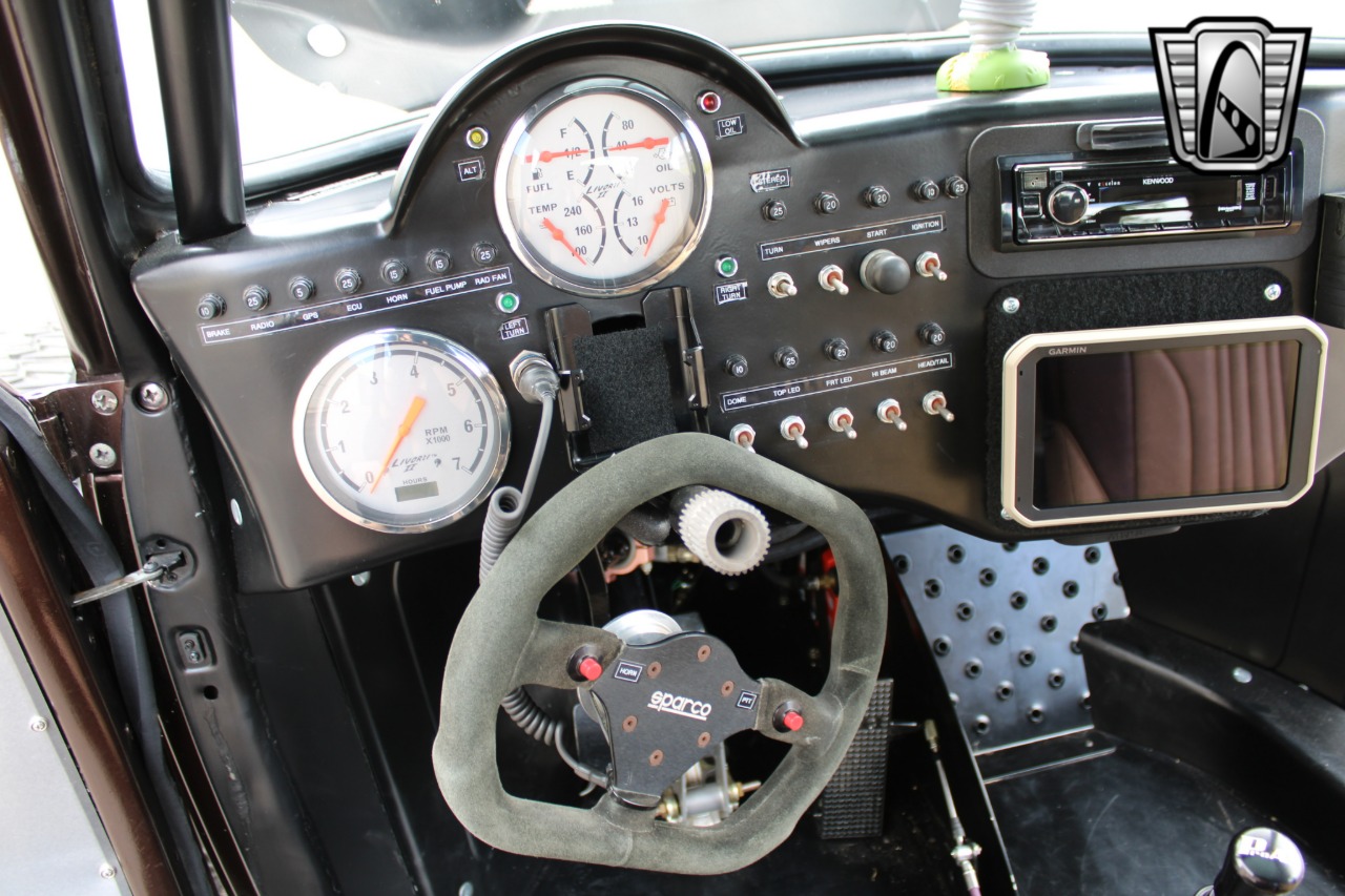 1973 Volkswagen Beetle Custom Baja Build