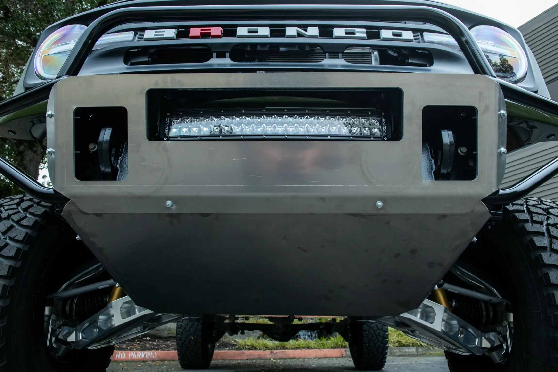 2023 Ford Bronco DR "Desert Racer"