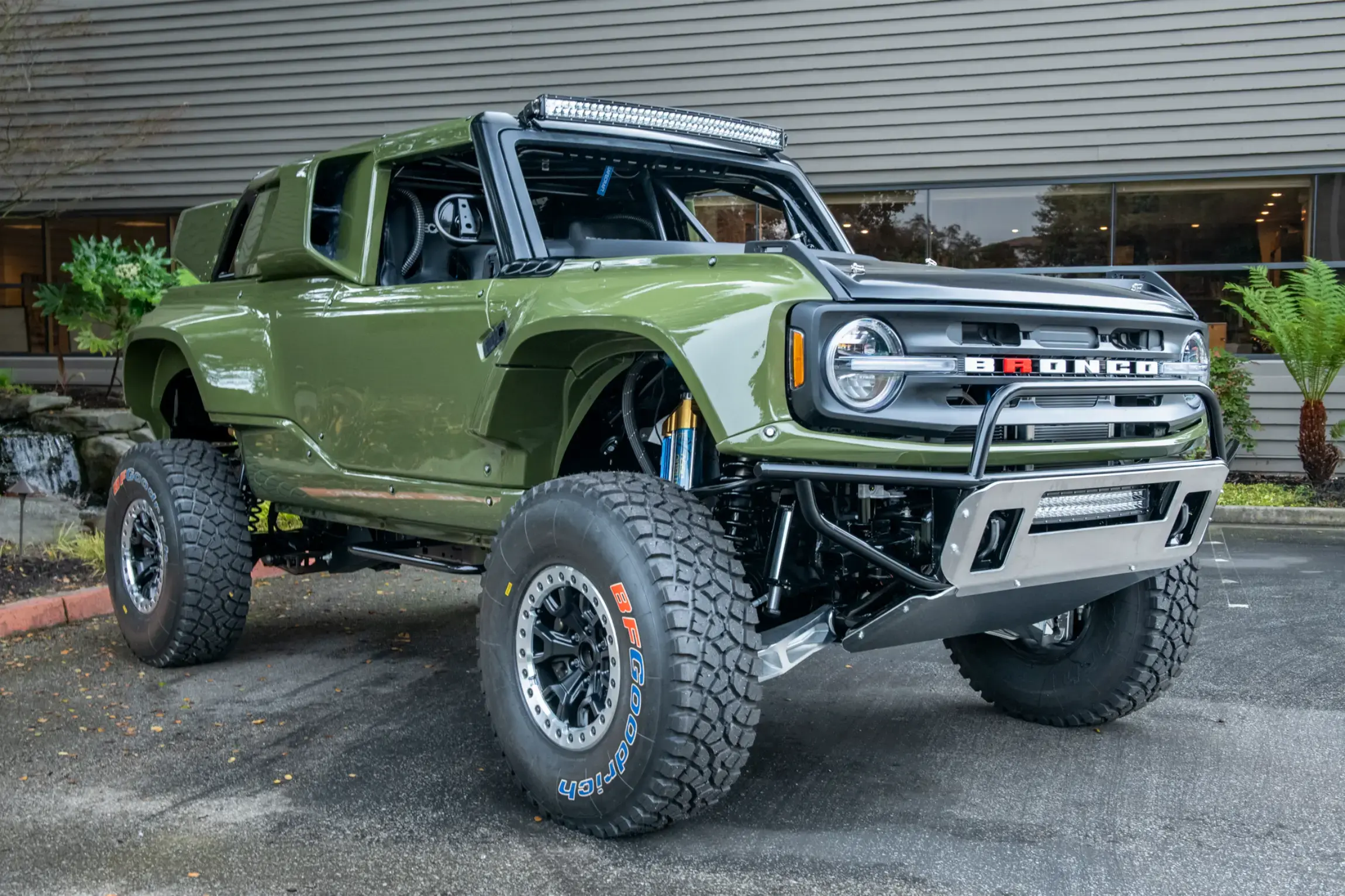 2023 Ford Bronco DR "Desert Racer"