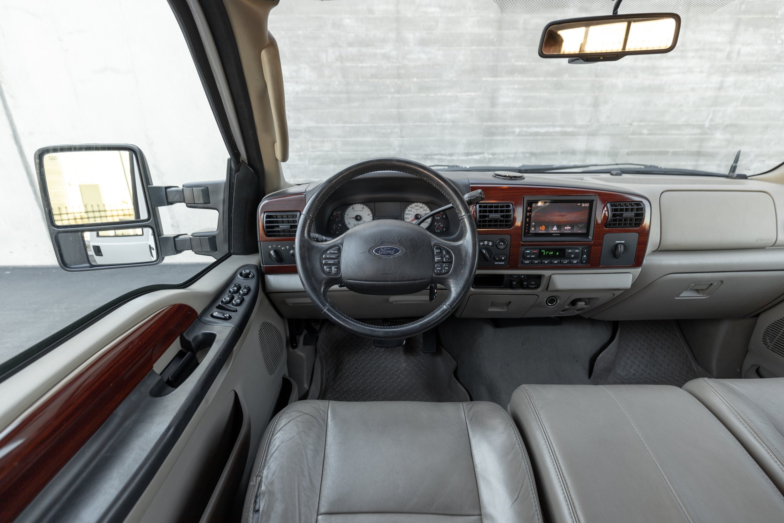 2006 Ford F-350 Lariat - 4