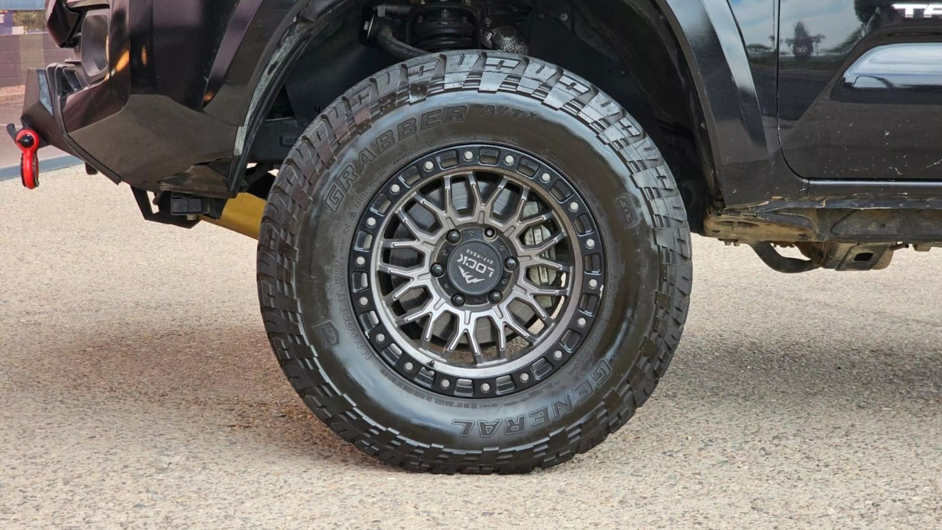 2023 Toyota Tacoma TRD Sport