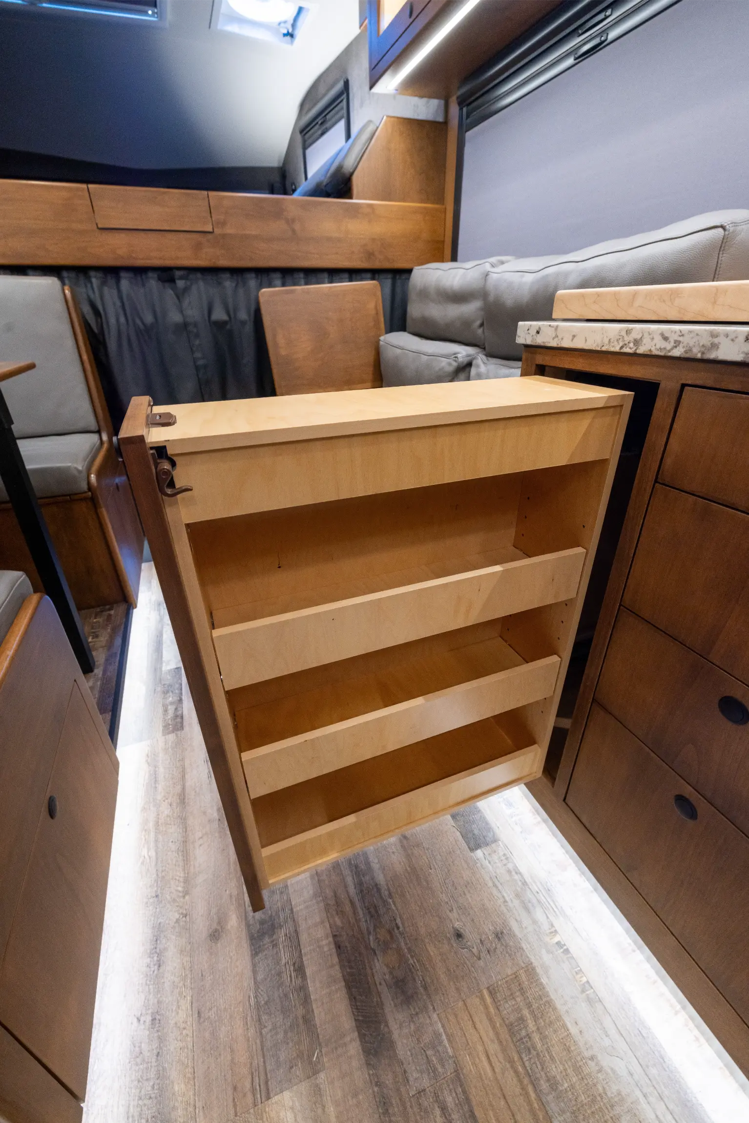 2021 EarthRoamer XV-LTi 032