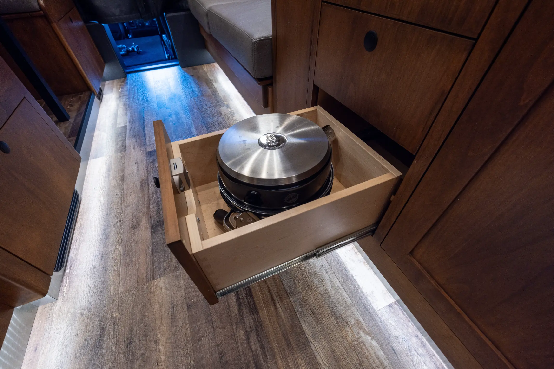 2021 EarthRoamer XV-LTi 032