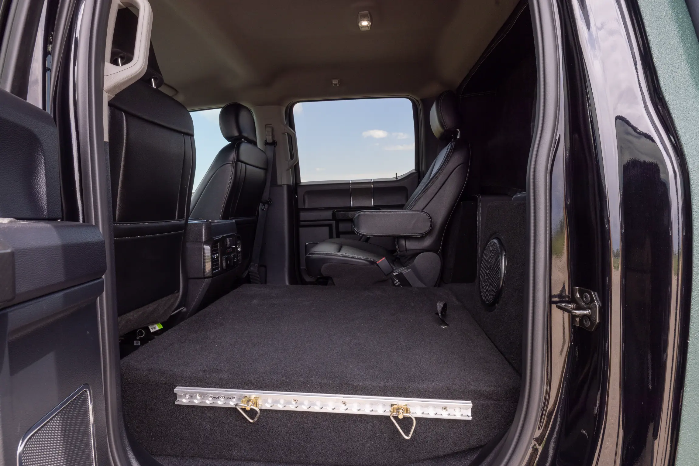 2021 EarthRoamer XV-LTi 032