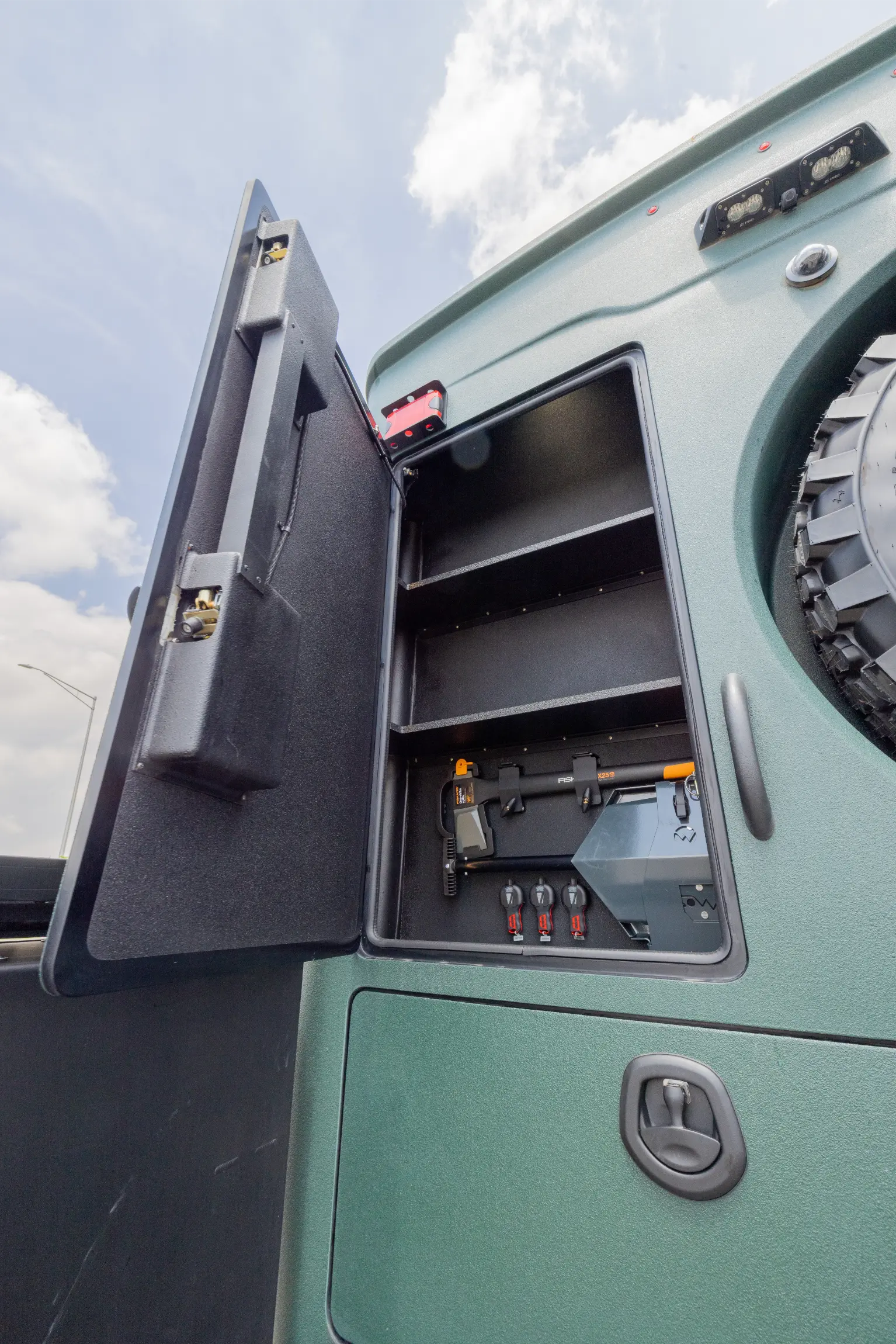 2021 EarthRoamer XV-LTi 032