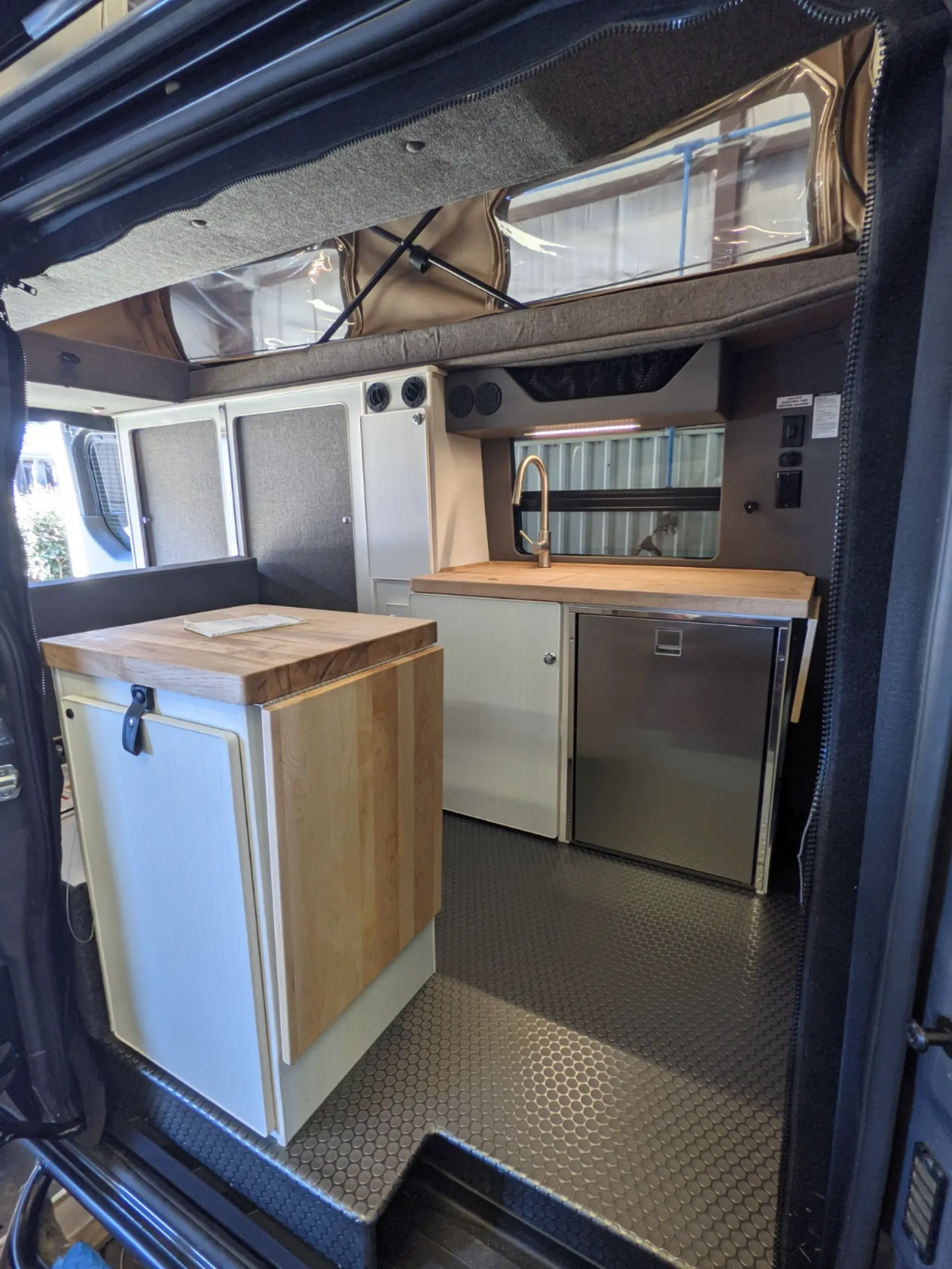 2020 Mercedes-Benz Sprinter 2500 144 in Sportsmobile 4×4