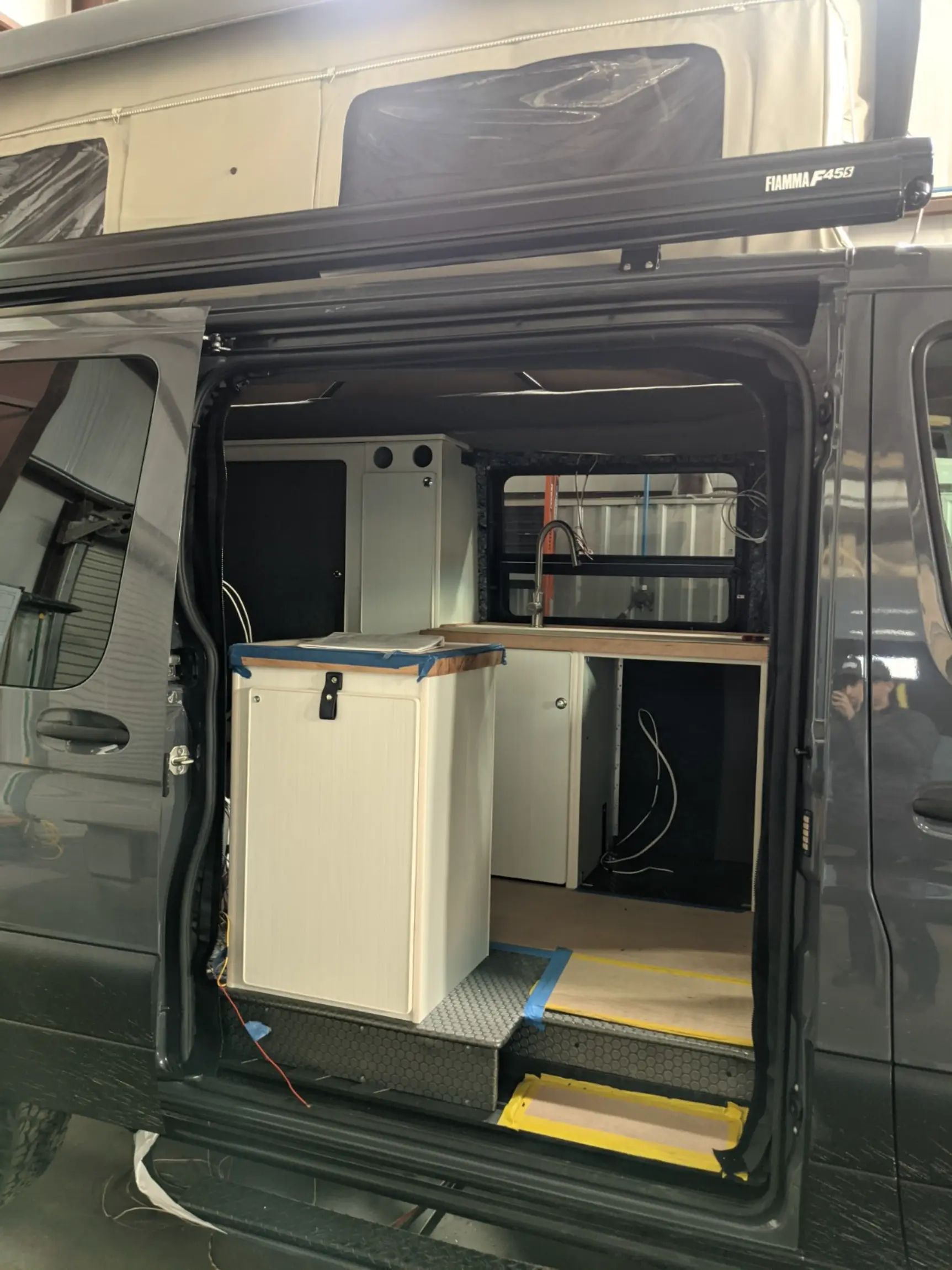 2020 Mercedes-Benz Sprinter 2500 144 in Sportsmobile 4×4