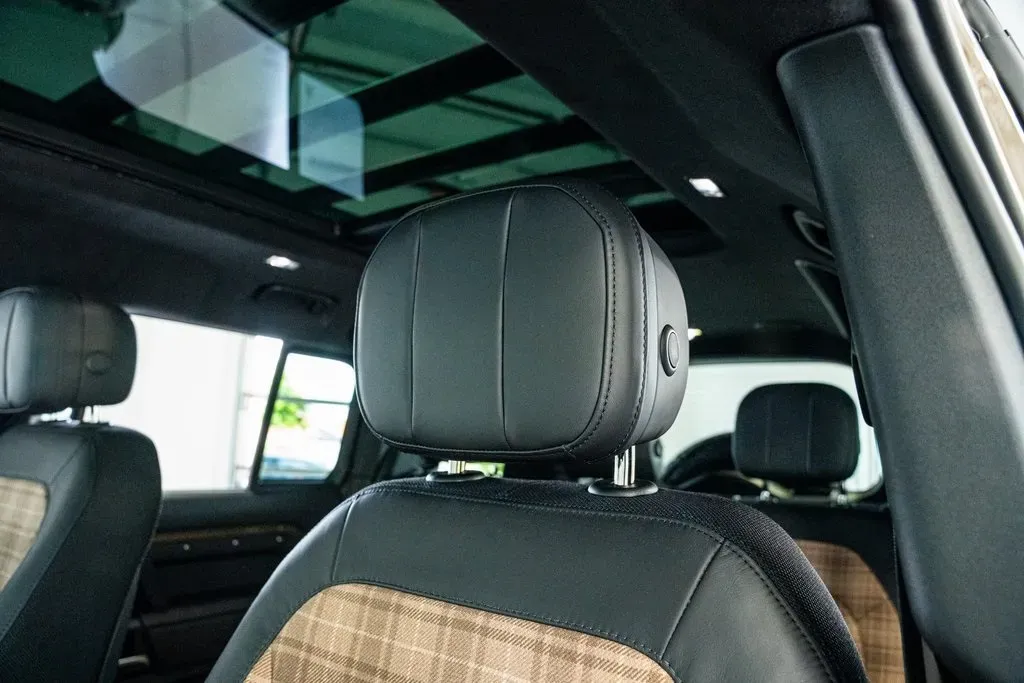 2025 Land Rover Defender 110 X