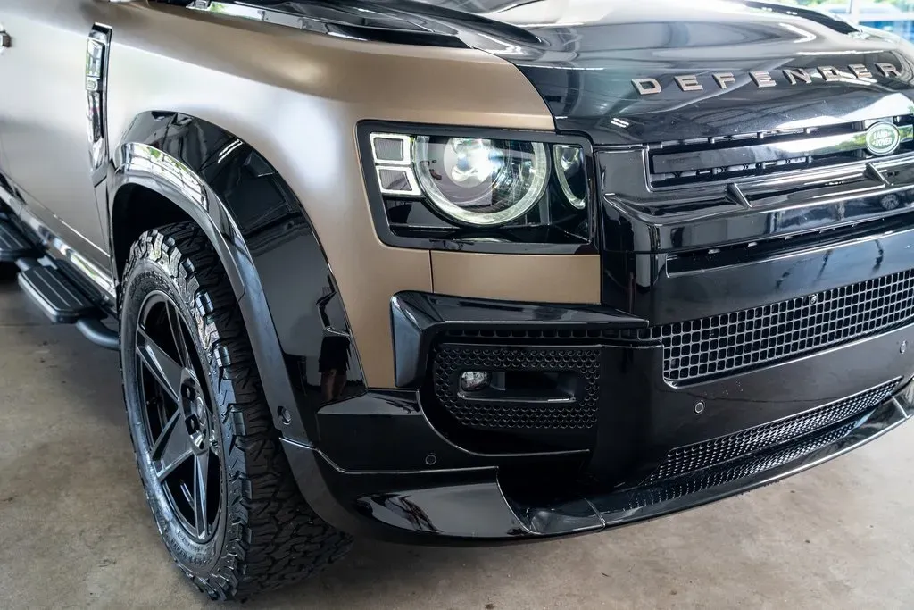 2025 Land Rover Defender 110 X