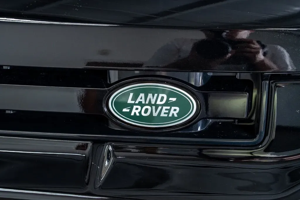 2025 Land Rover Defender 110 X