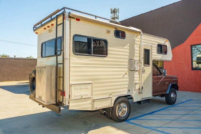 1986 Ford F-350 Pickup Camper
