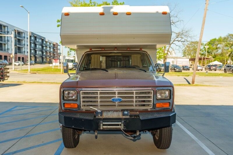 1986 Ford F-350 Pickup Camper