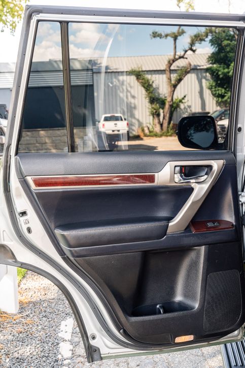 Sold: 2011 Lexus GX 460