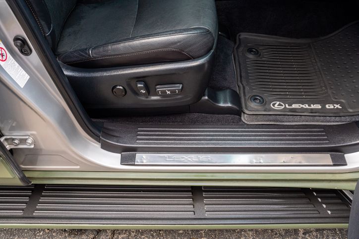 Sold: 2011 Lexus GX 460