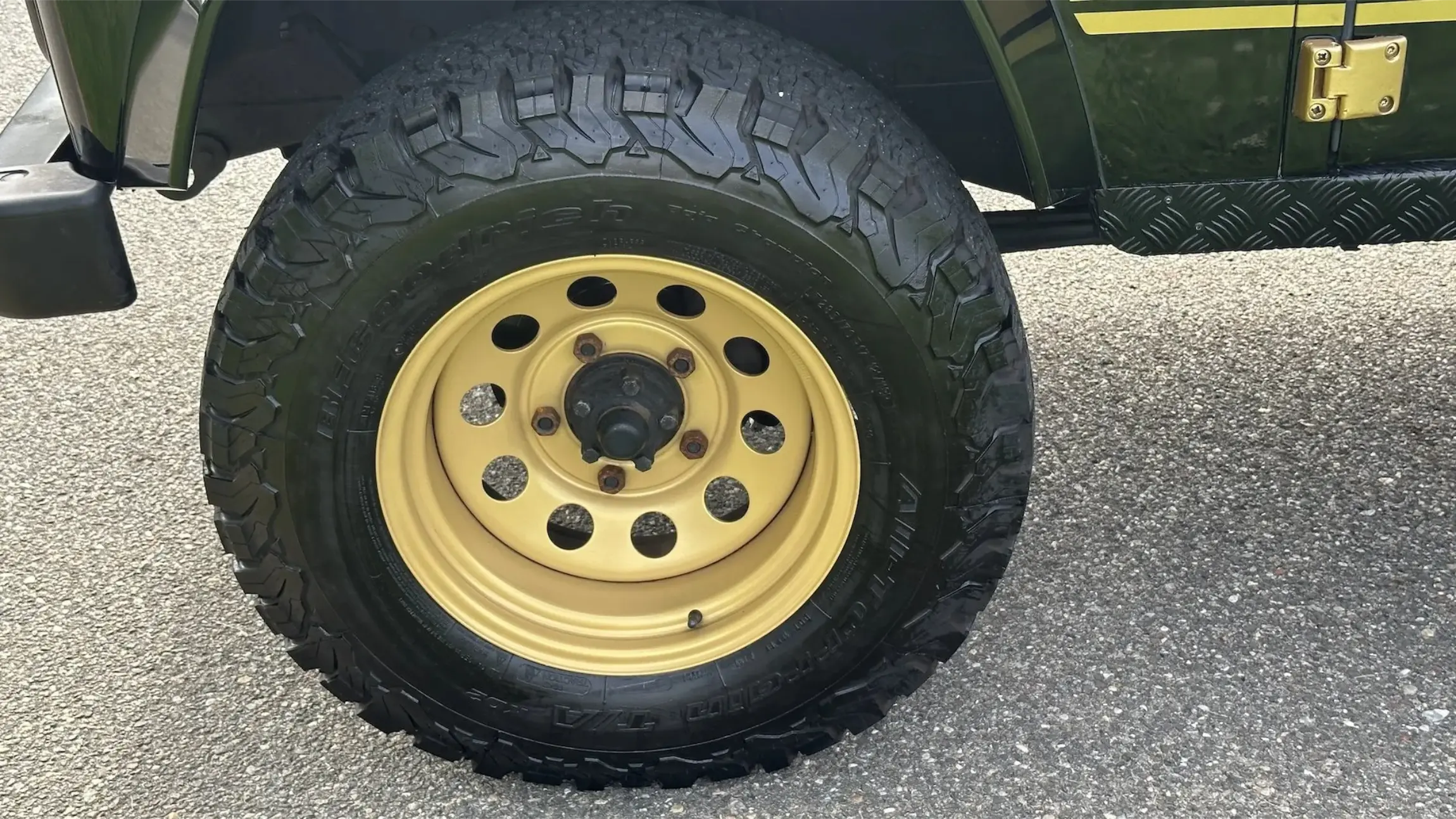 1990 Land Rover Defender 90 Convertible
