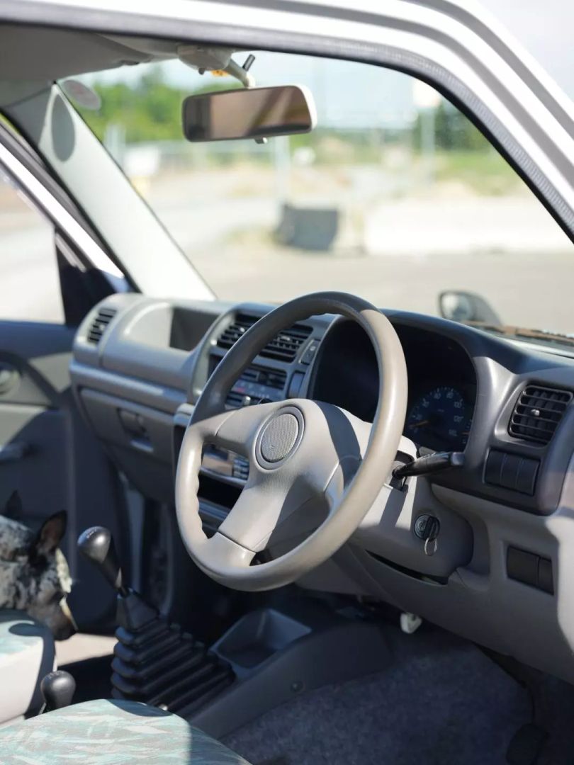 25k-Mile 1999 Suzuki Jimny
