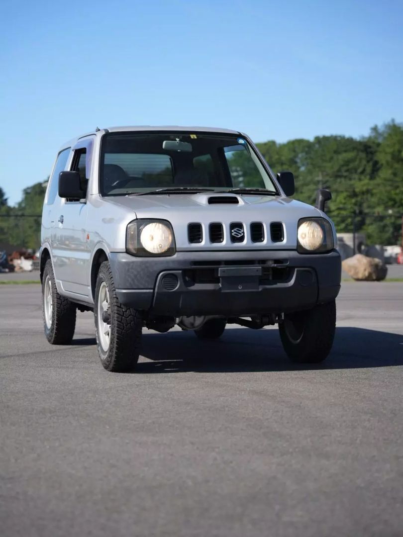 25k-Mile 1999 Suzuki Jimny