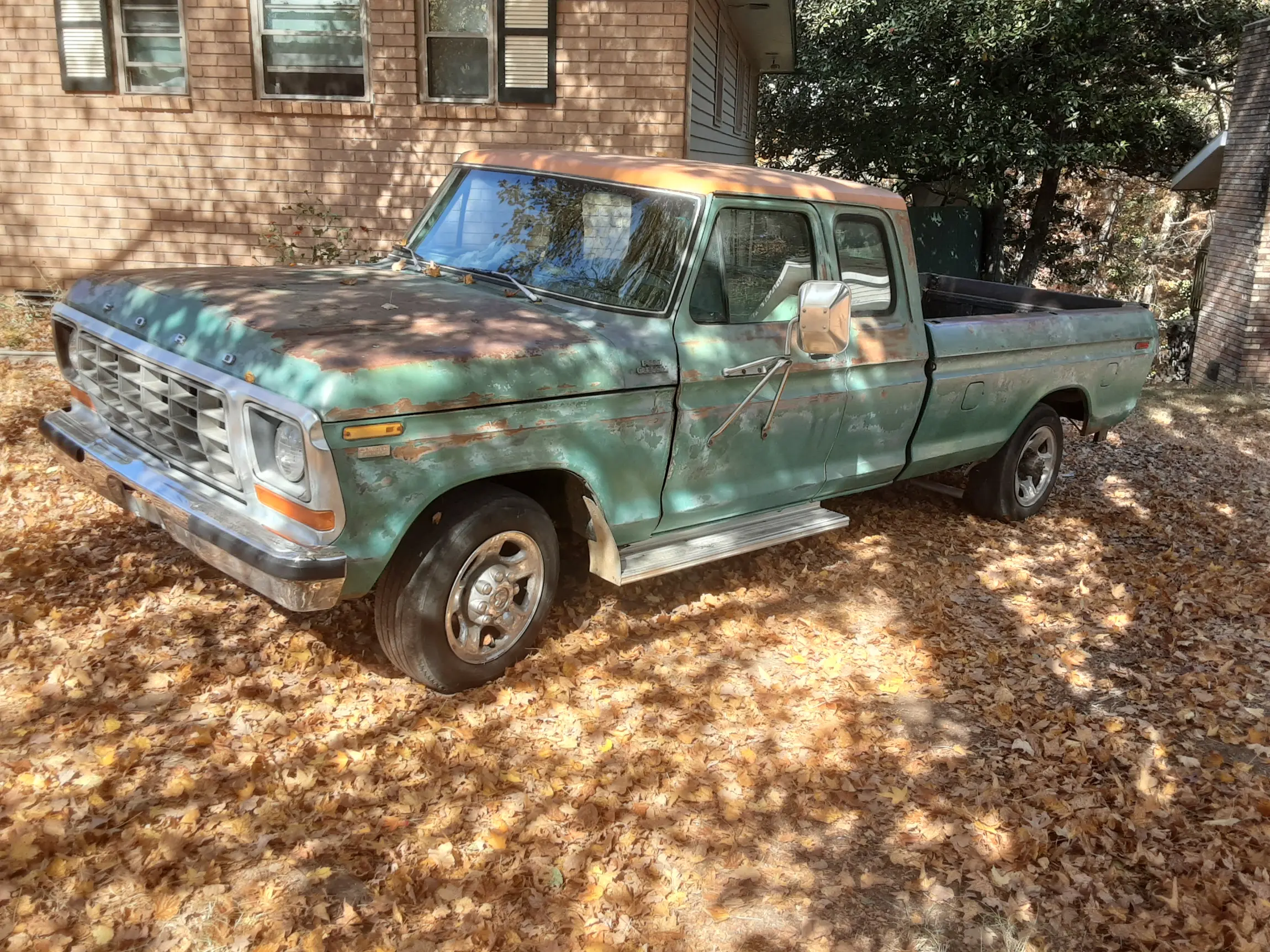 460 ci V8-Powered 1978 Ford F-350 - 2