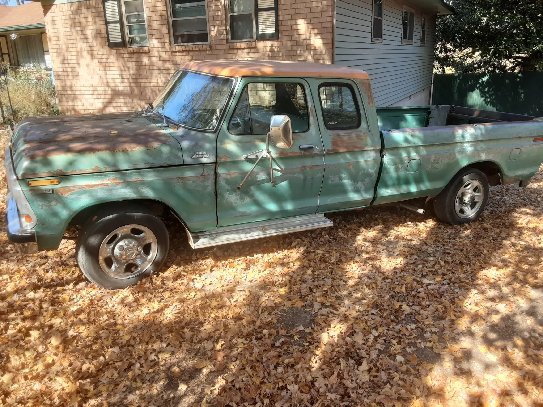 460 ci V8-Powered 1978 Ford F-350 - 3