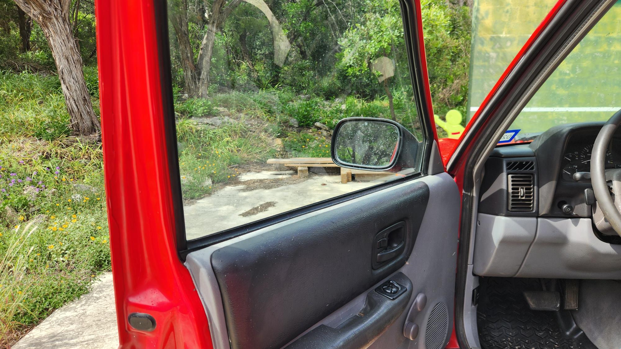 Modified 1997 Jeep Cherokee Sport XJ 4×4