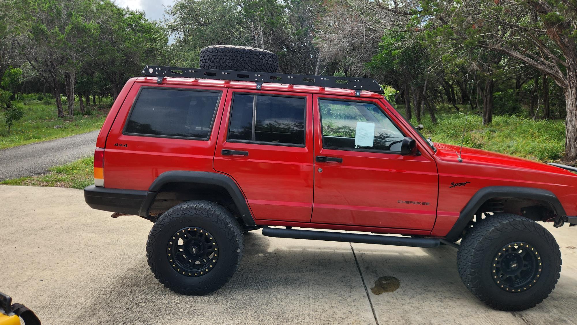 Modified 1997 Jeep Cherokee Sport XJ 4×4 - 5