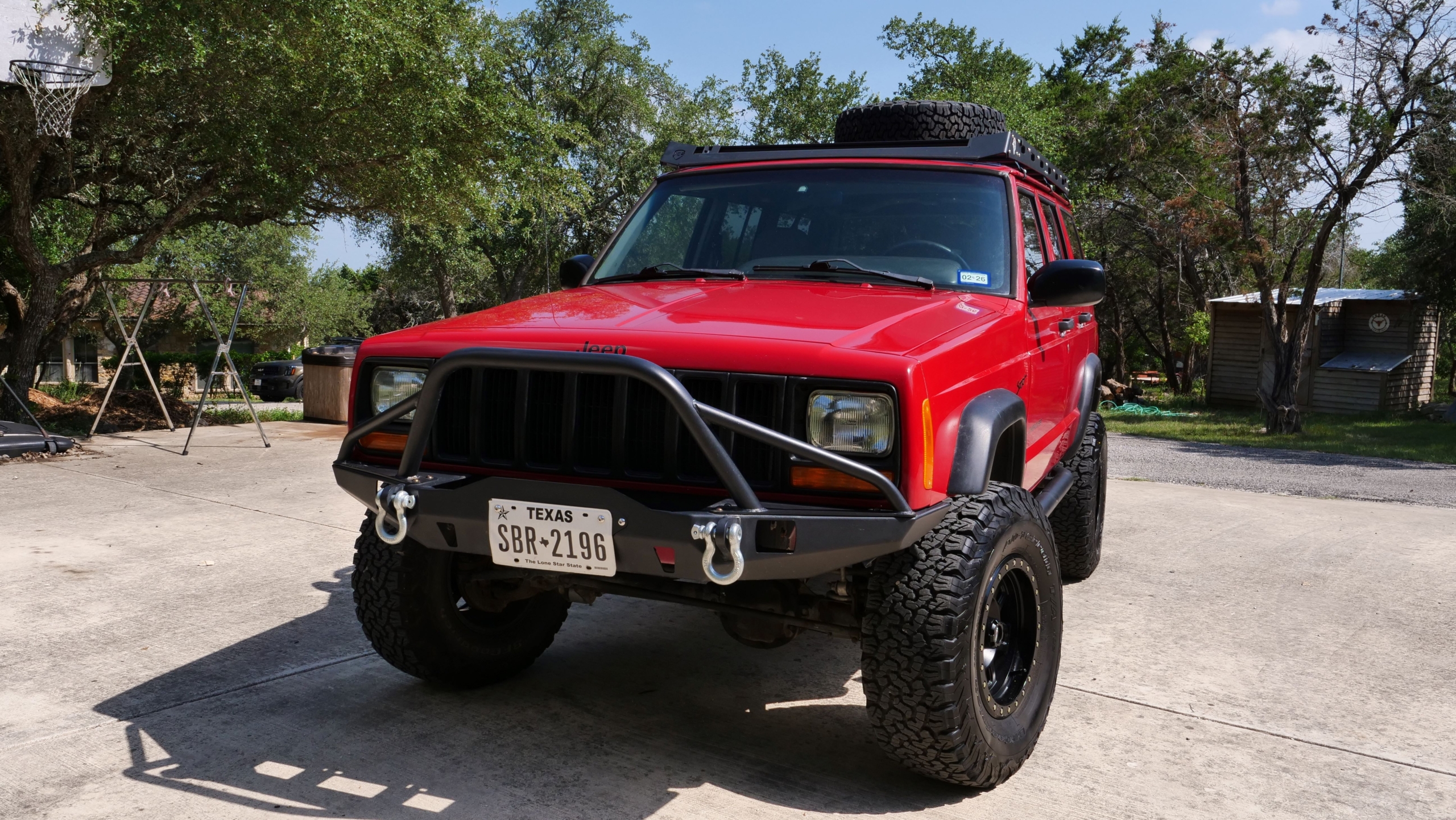 Modified 1997 Jeep Cherokee Sport XJ 4×4 - 2