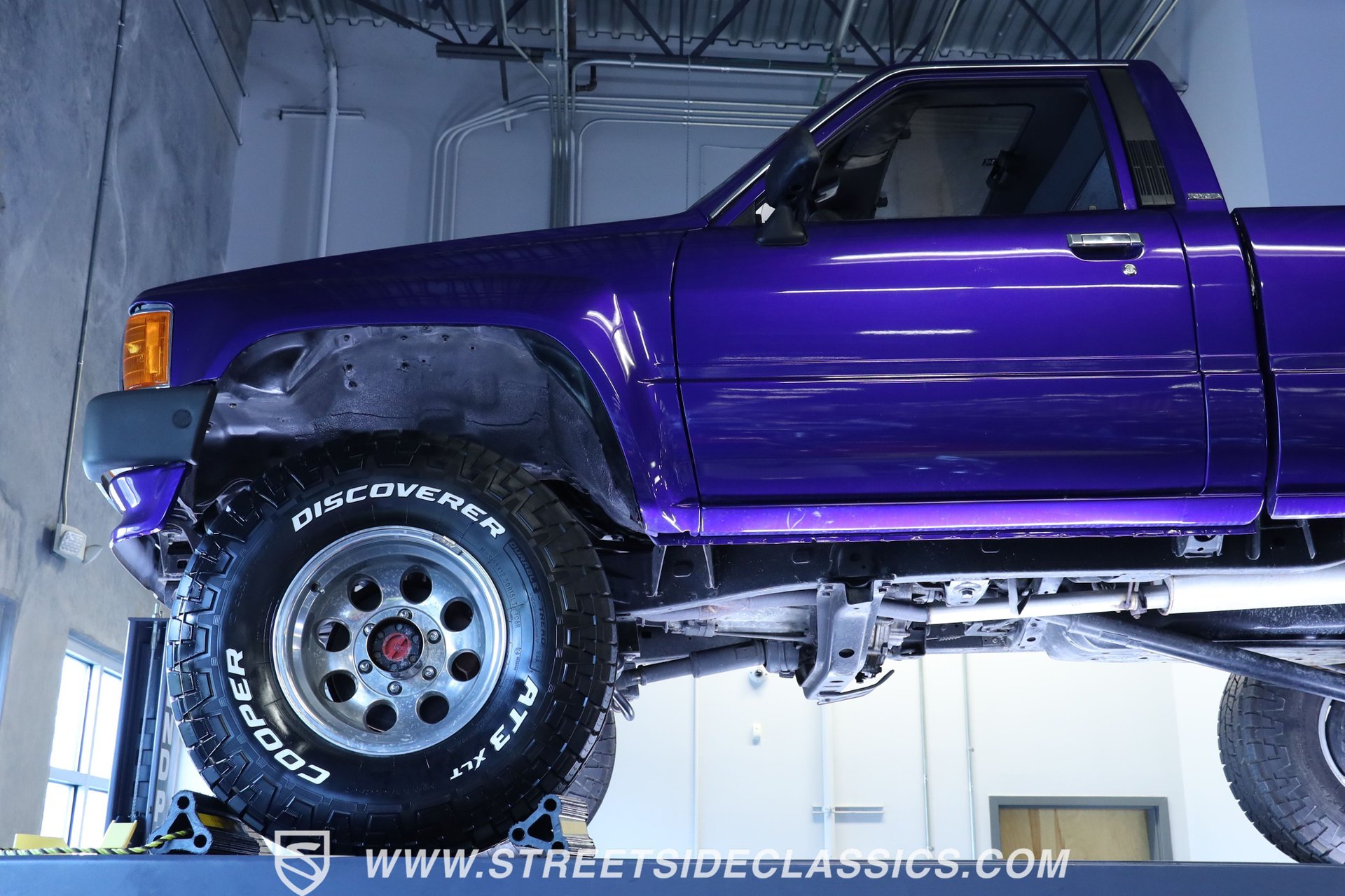 1987 Toyota Pickup - 2