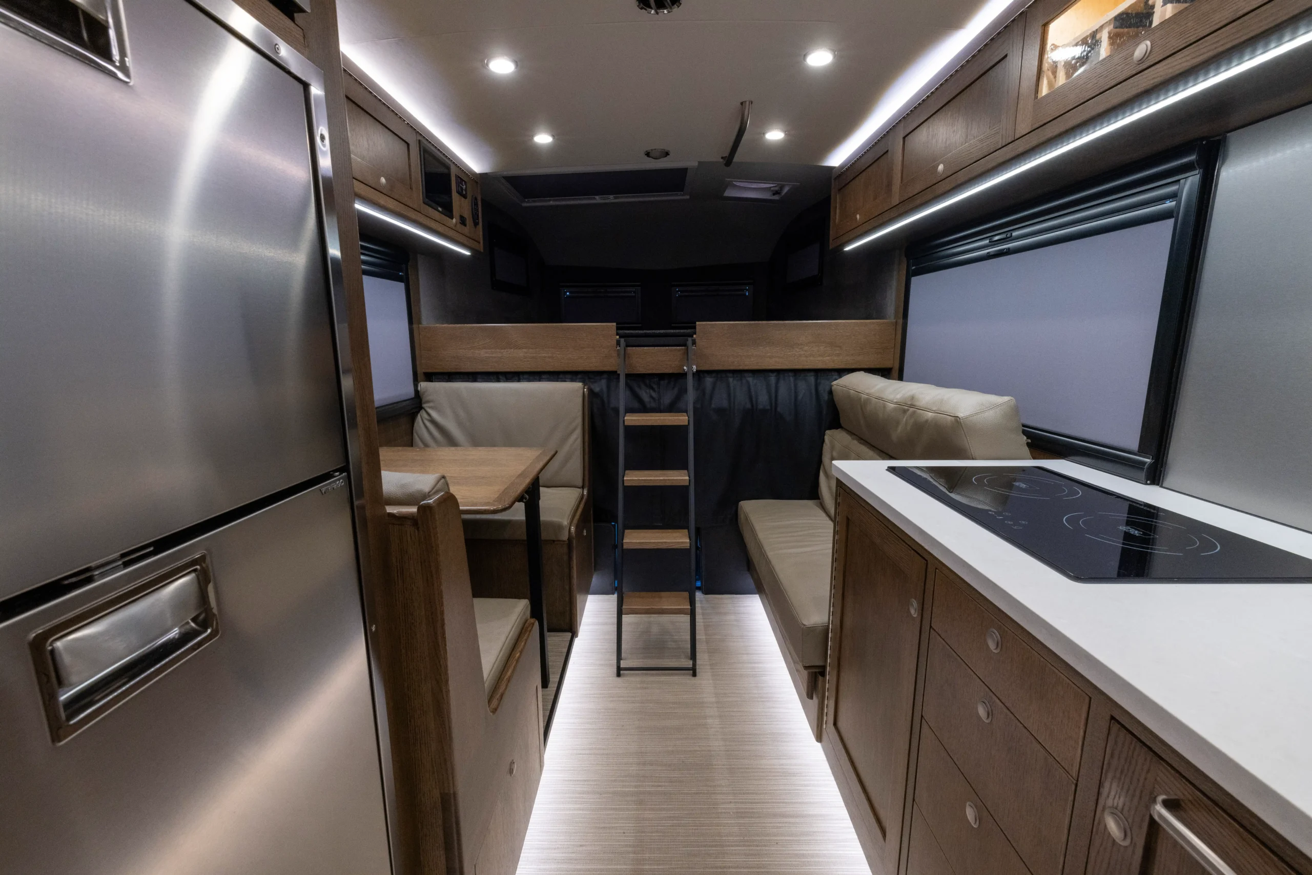 2020 EarthRoamer XV-LTi 020