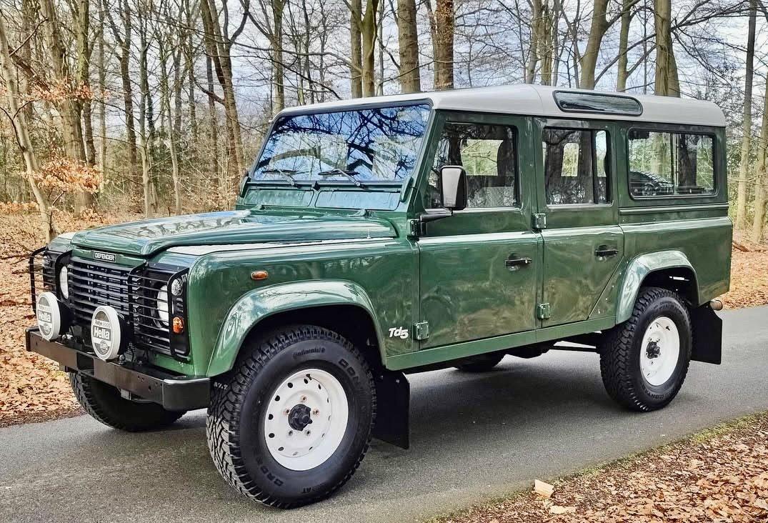Sale Pending: 2000 Land Rover Defender 110