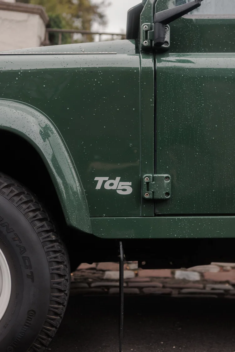 2000 Land Rover Defender 110