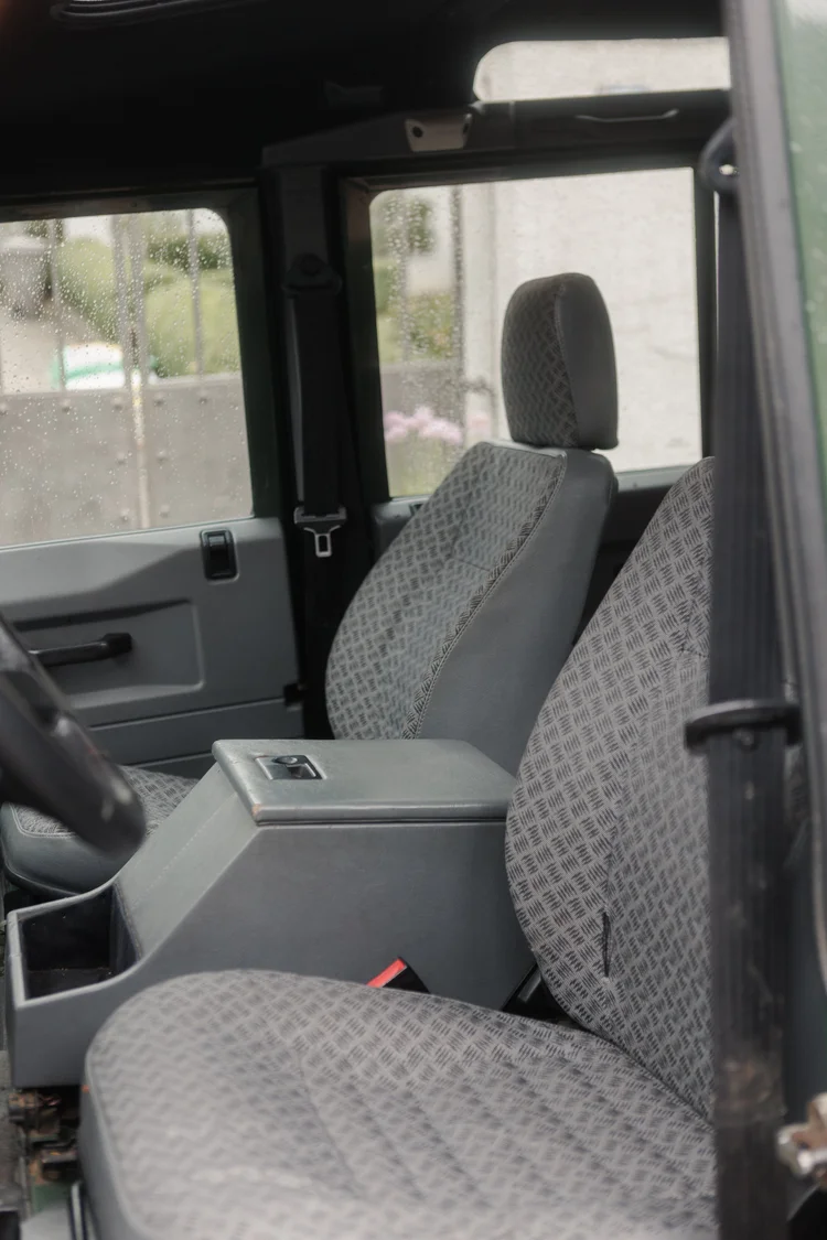 2000 Land Rover Defender 110