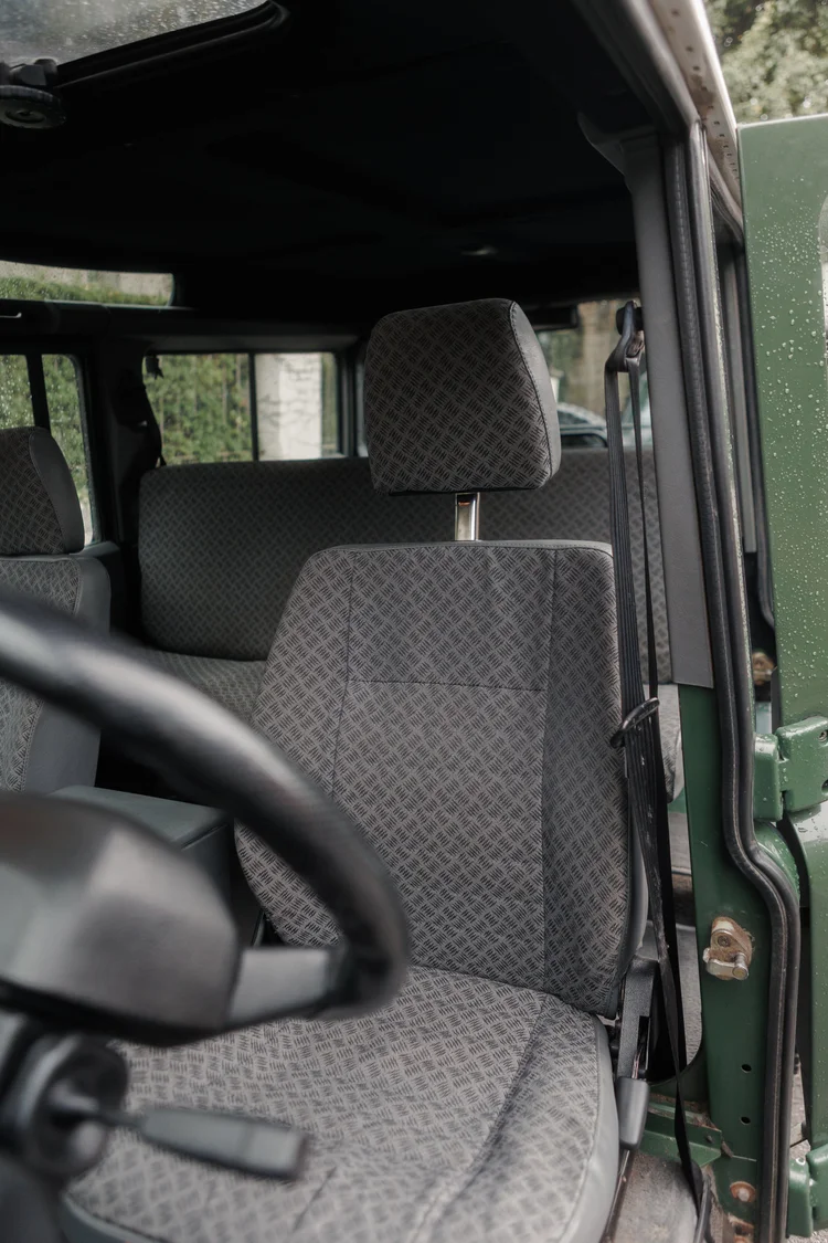 2000 Land Rover Defender 110