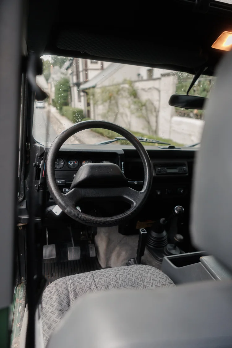 2000 Land Rover Defender 110